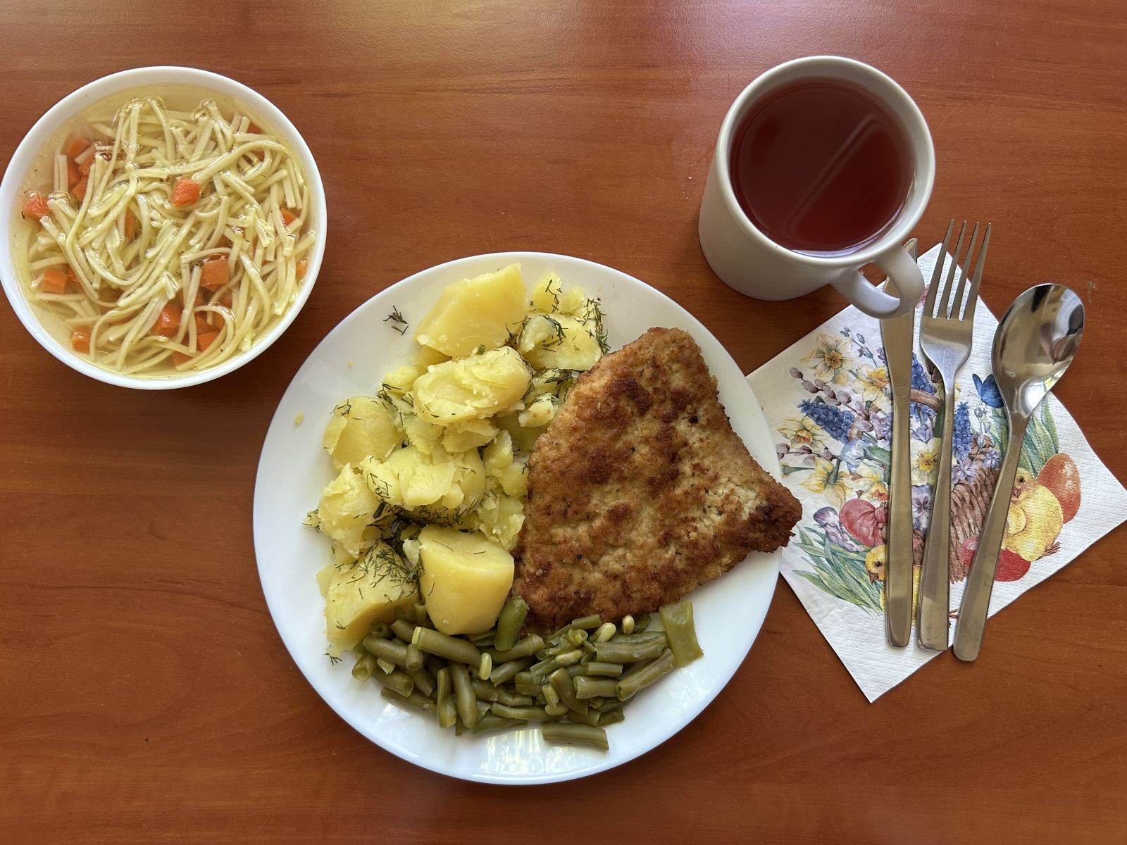 rosół, schabowy, ziemniaki fasolka, kompot